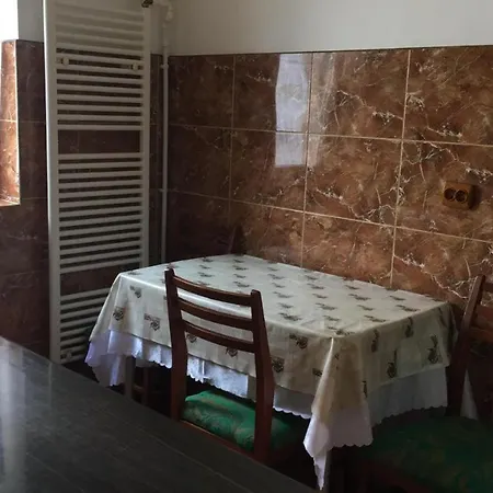 Διαμέρισμα Military Friendly Near Train Station Κονστάντζα