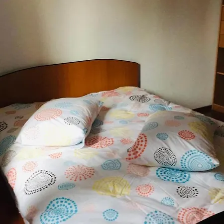 Διαμέρισμα Military Friendly Near Train Station