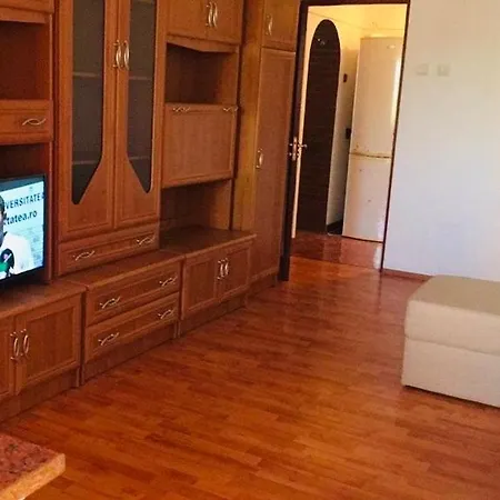 Διαμέρισμα Military Friendly Near Train Station